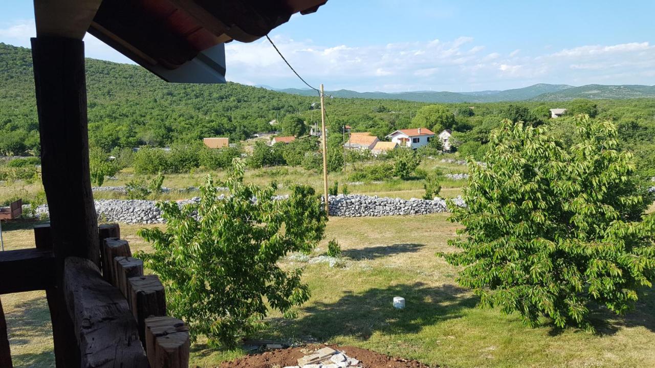 Patakun Holiday Home For 5, With Heated Pool Lecevica 外观 照片