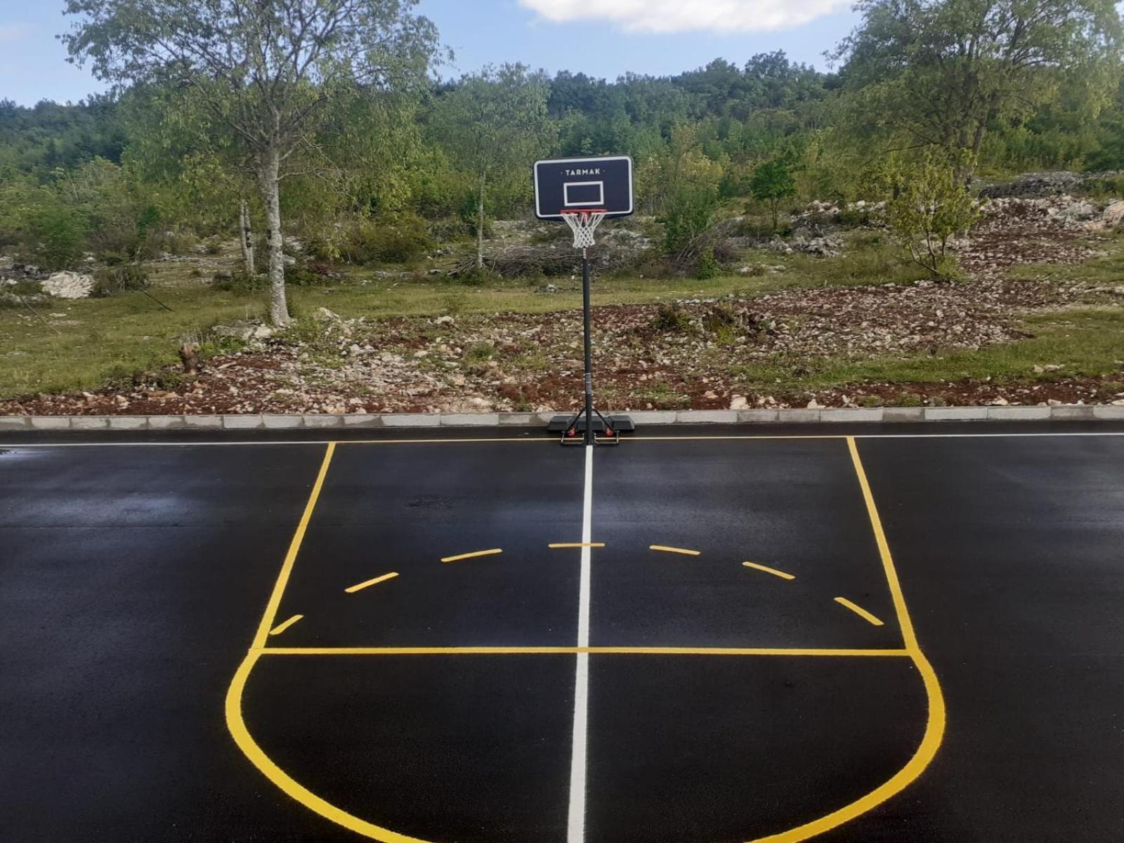 Patakun Holiday Home For 5, With Heated Pool Lecevica 外观 照片
